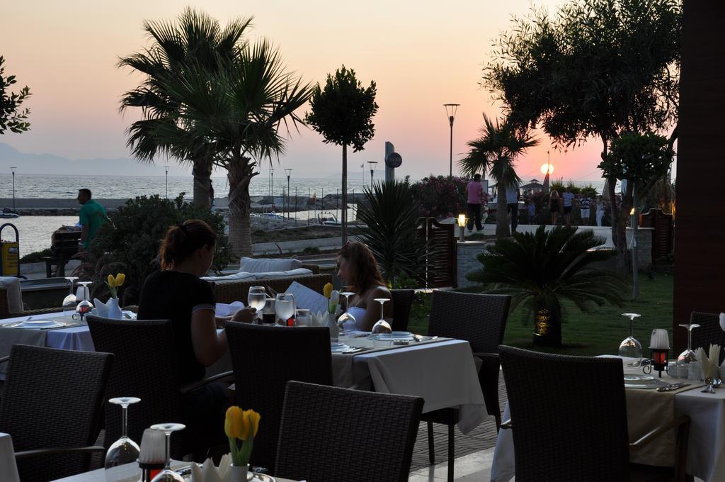 Hotel Turiya Turgutreis Exterior photo